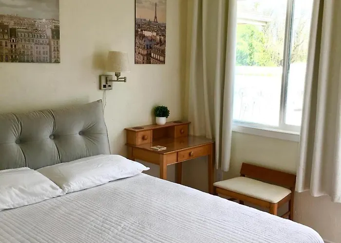 Paris Studio