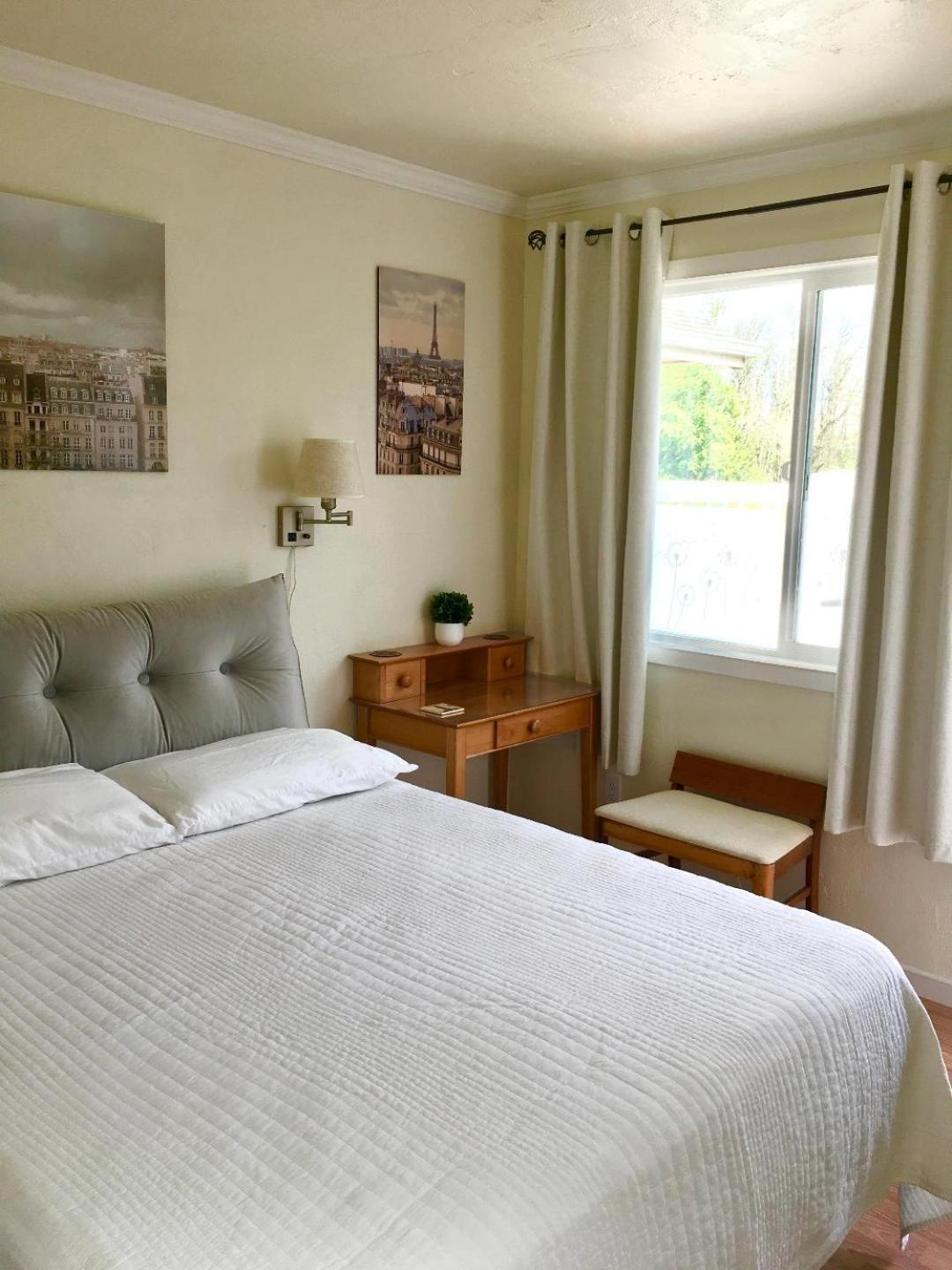 Paris Apartment *